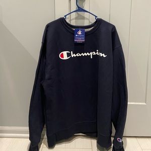 Men’s champion crew neck pull over